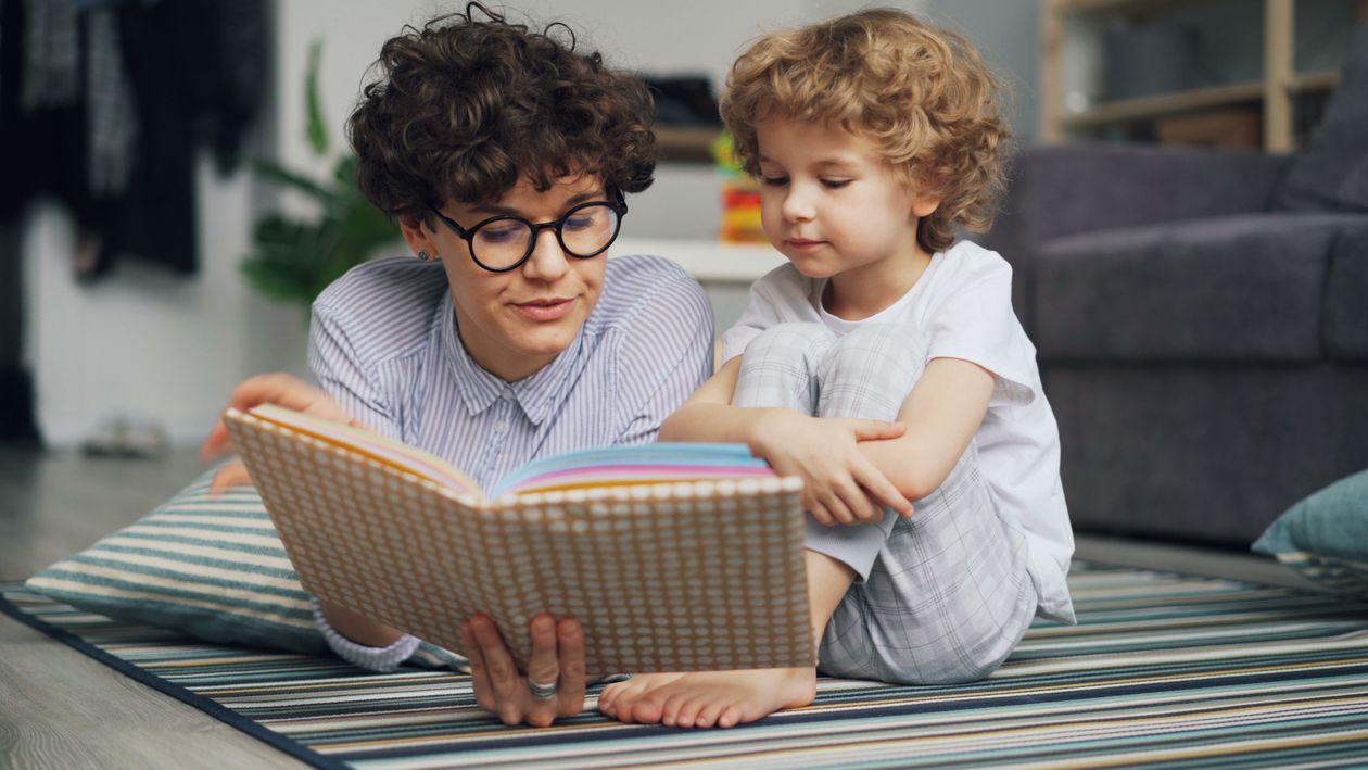 Cover: Dialogic reading: the PEER technique | MyOwnChildbook
